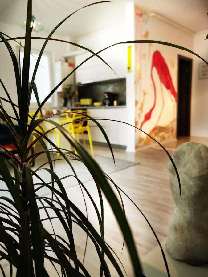 Aldor 2 Mamaia Nord Apartment Navodari Bagian luar foto