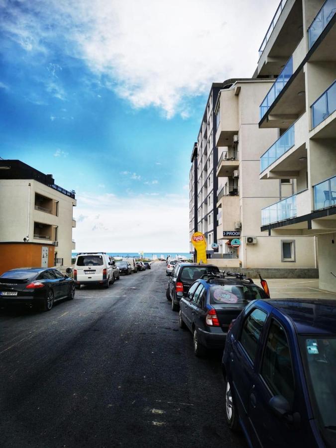 Aldor 2 Mamaia Nord Apartment Navodari Bagian luar foto