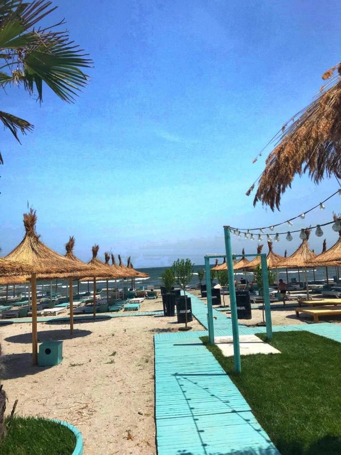 Aldor 2 Mamaia Nord Apartment Navodari Bagian luar foto