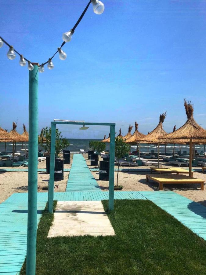 Aldor 2 Mamaia Nord Apartment Navodari Bagian luar foto